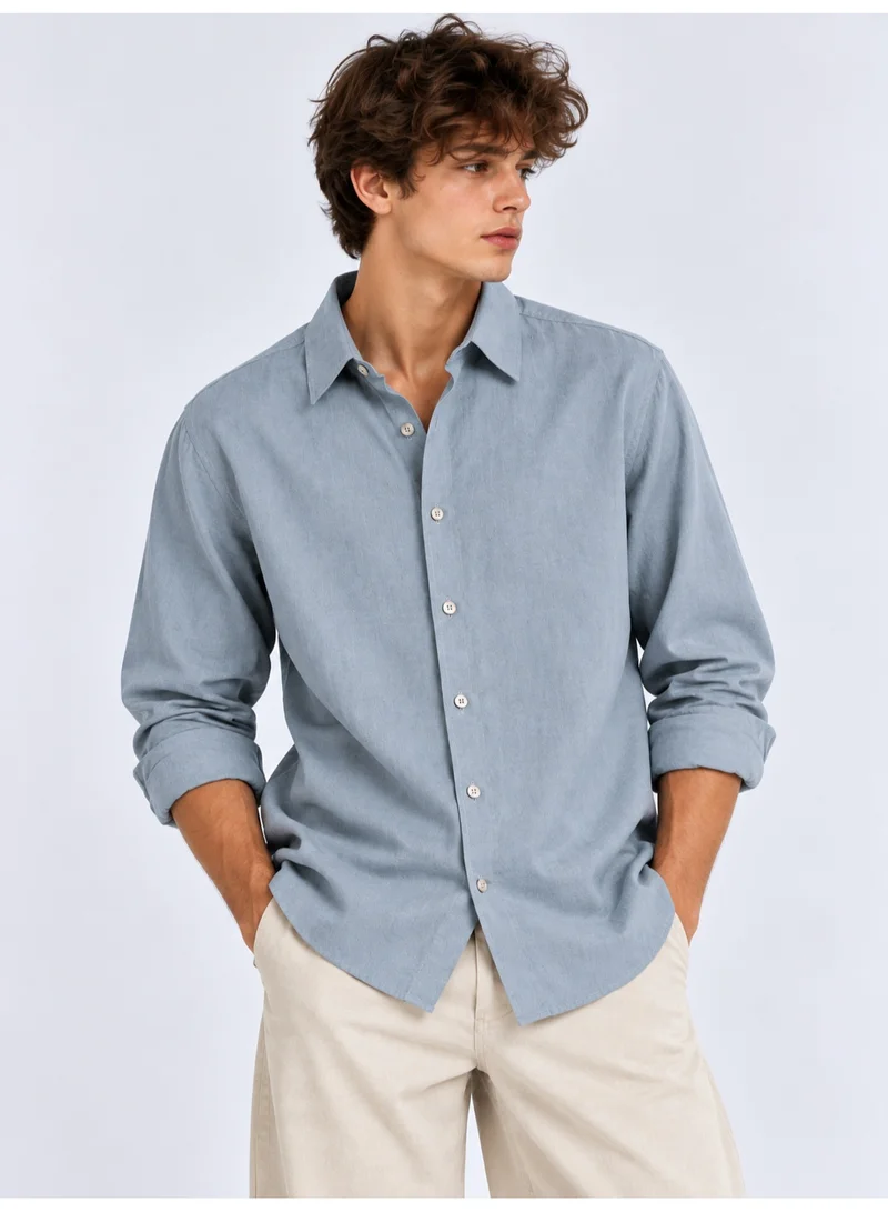 فكتور اند جين Men's Textured Relaxed Fit Shirt