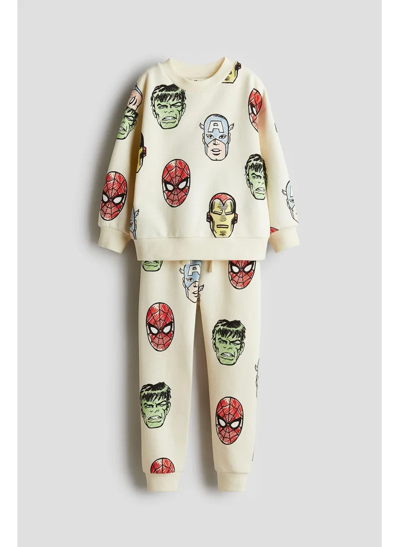 اتش اند ام 2-piece printed sweatshirt set
