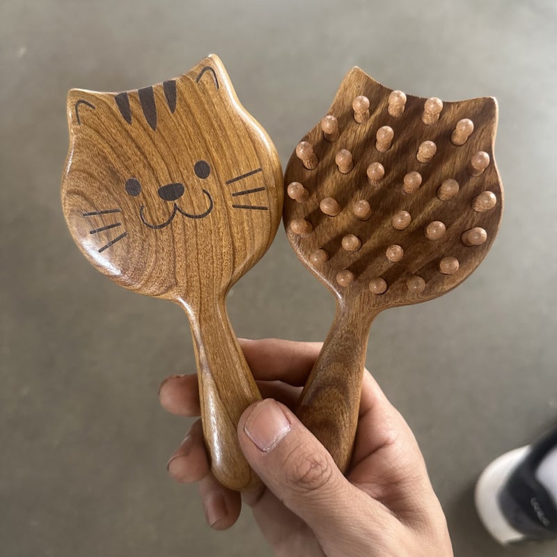 Generic Handcrafted Sandalwood Cat Cushion Comb Dragon phoenix sandalwood kitten face nail comb