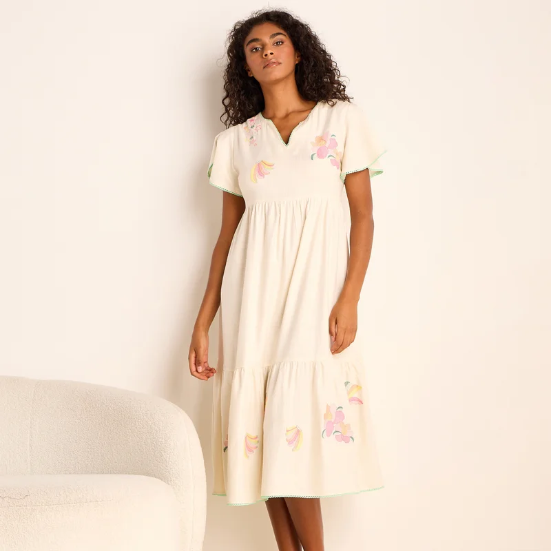 سبلاش فيڤ Embroidered Tiered Night Dress with Short Flared Sleeves