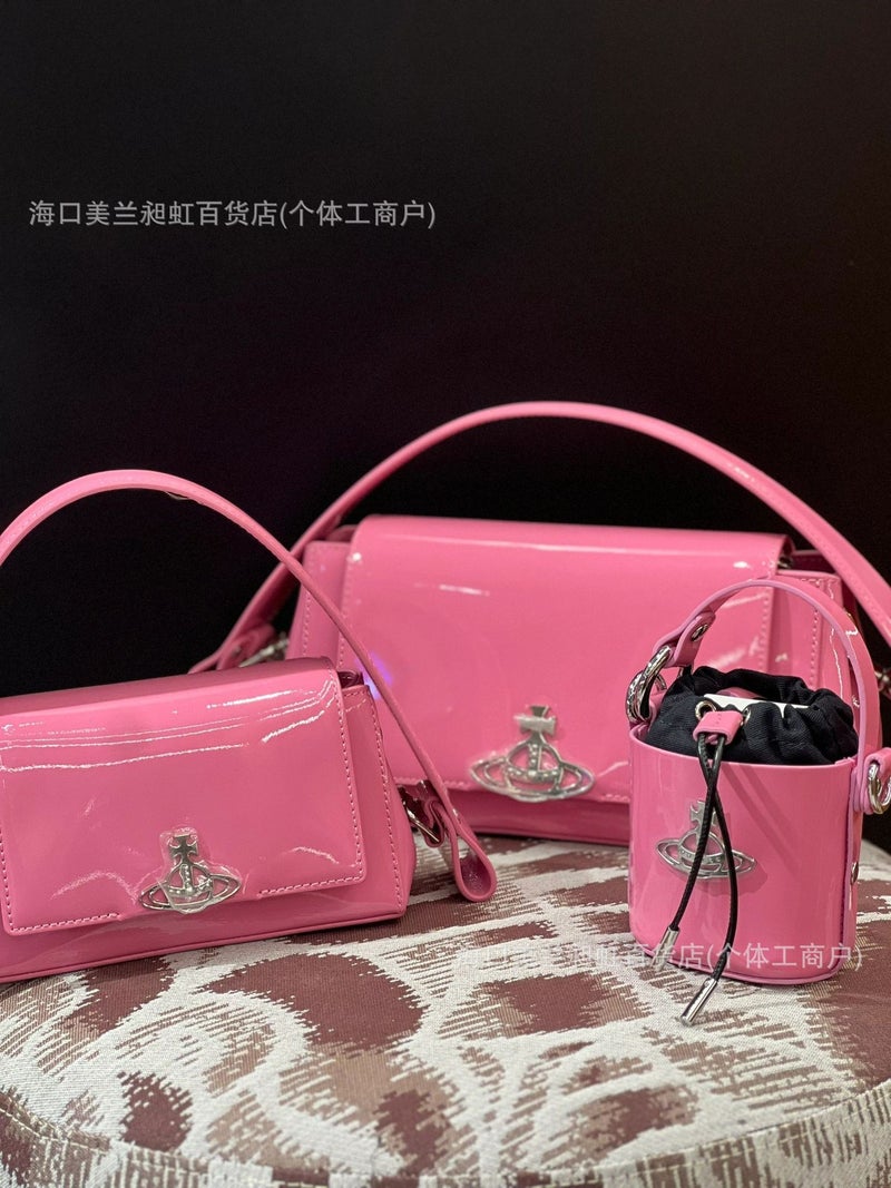 Queen Mother Saturn Pink Underarm Bag, Bucket Bowling Messenger Bag, Pink Model Crossbody Bag - Image 3