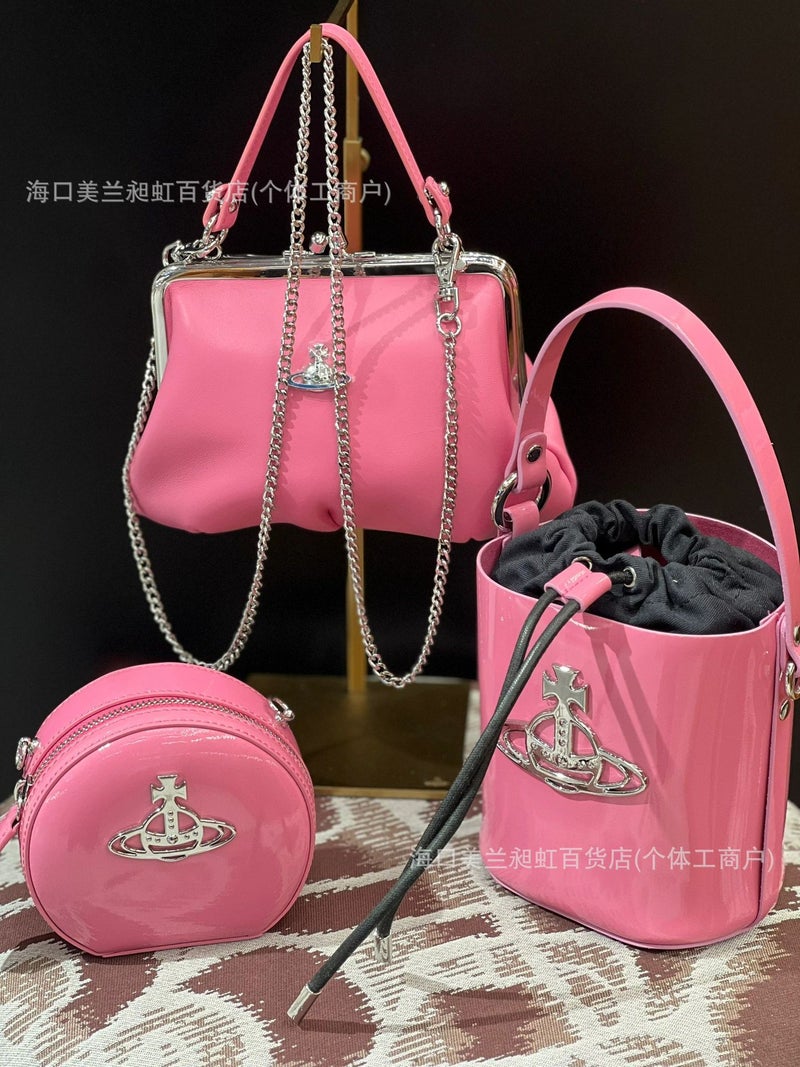 Queen Mother Saturn Pink Underarm Bag, Bucket Bowling Messenger Bag, Pink Model Crossbody Bag - Image 4