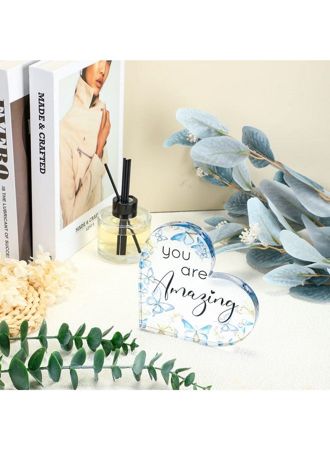 يوليجو هدية ملهمة بمناسبة عيد الميلاد، لافتة "أنت مدهش" مصنوعة من الأكريليك على شكل فراشة على شكل قلب، قطعة مركزية للطاولة على شكل فراشات ريفية لزملاء العمل والموظفين والمعلمين والطلاب (أزرق) - Image 4