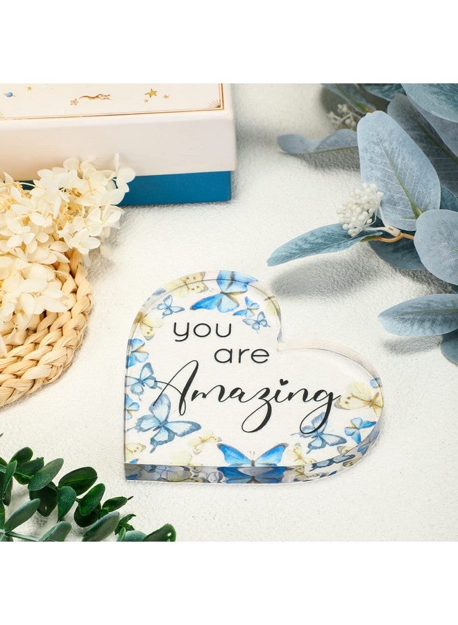 يوليجو هدية ملهمة بمناسبة عيد الميلاد، لافتة "أنت مدهش" مصنوعة من الأكريليك على شكل فراشة على شكل قلب، قطعة مركزية للطاولة على شكل فراشات ريفية لزملاء العمل والموظفين والمعلمين والطلاب (أزرق) - Image 3