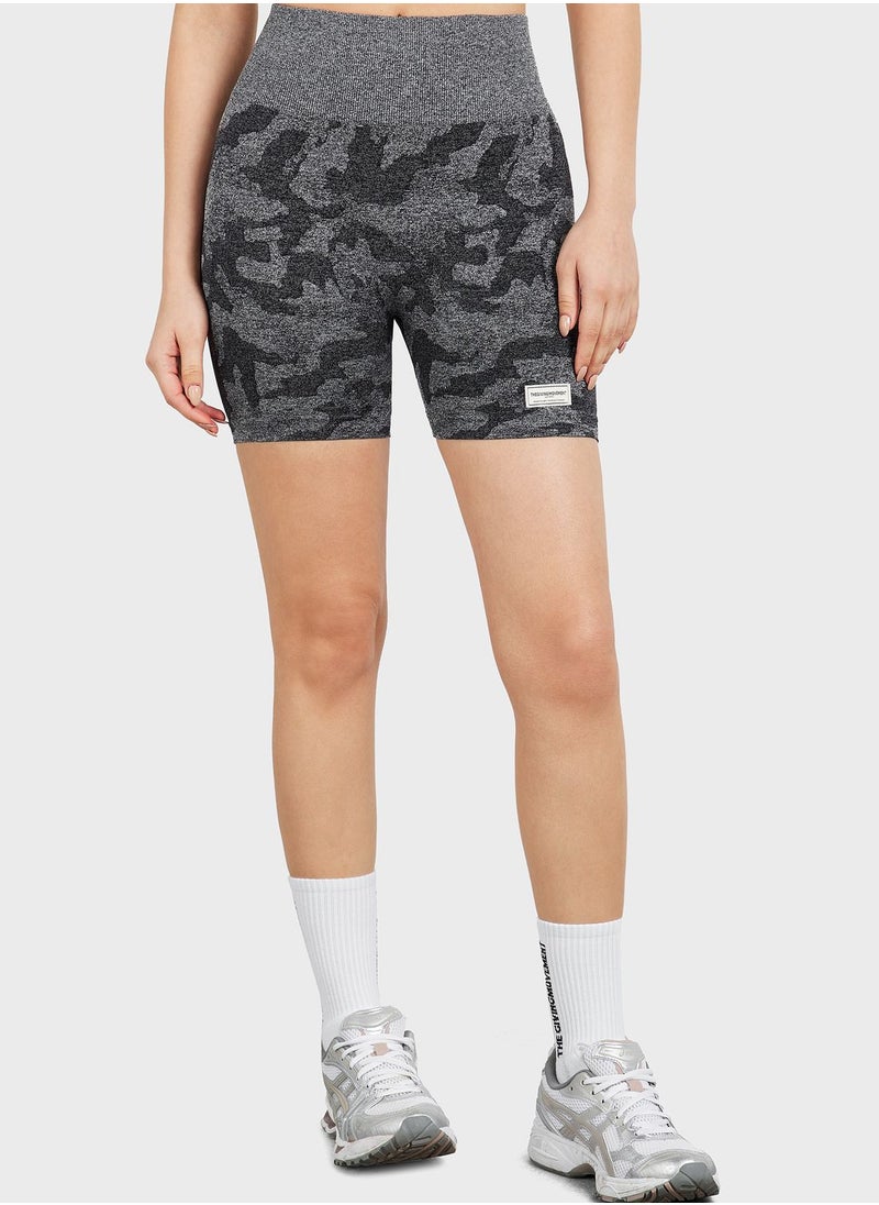 Seamless Camo Booty Shorts - pzsku/Z21205B574787080FC261Z/45/_/1718108368/f8cecaf4-848c-4d9f-845b-f2360a4f3091