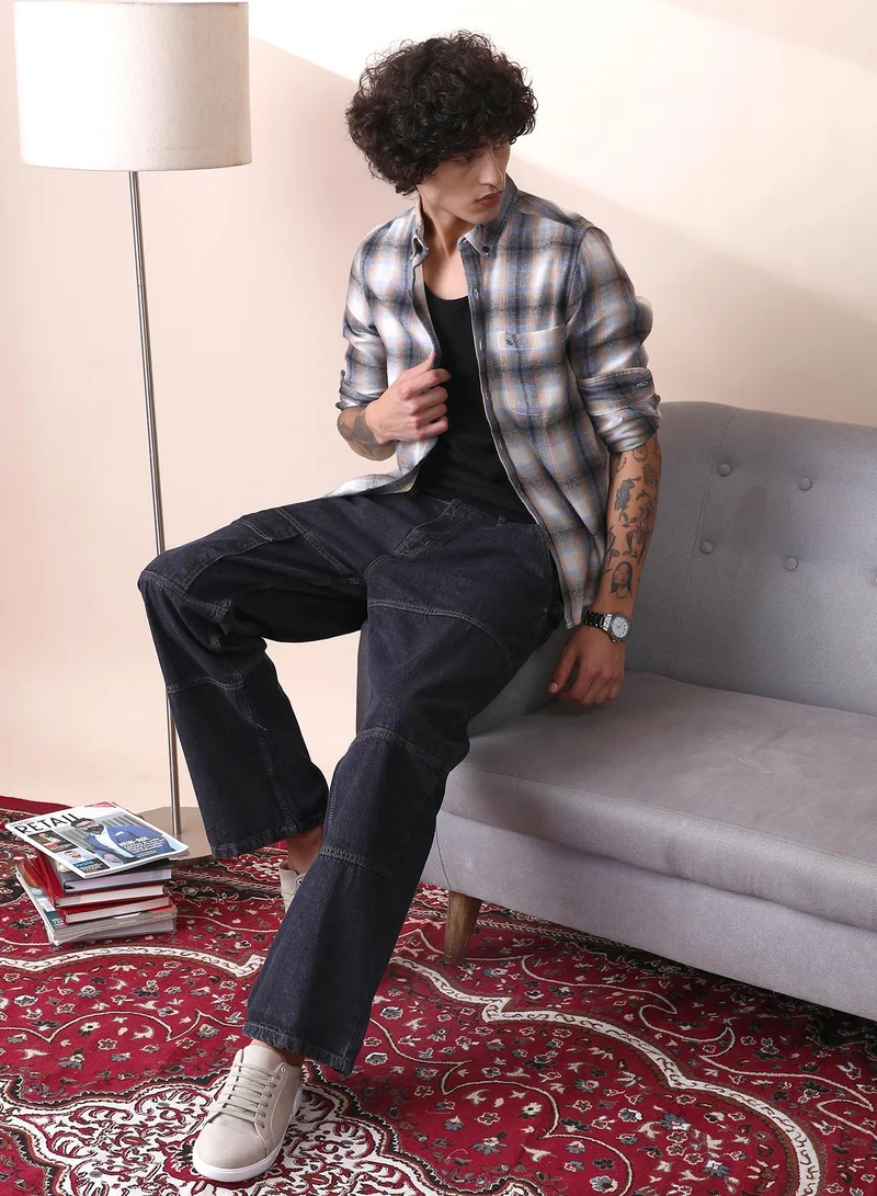 Campus Sutra Campus Sutra Men's Charcoal Black & Off-White Gradient-Graph Regular Shirt For Casual Wear | Spread Collar | Long Cuffed Sleeves | Button Closure | Shirt Crafted With Comfort Fit For Everyday Wear