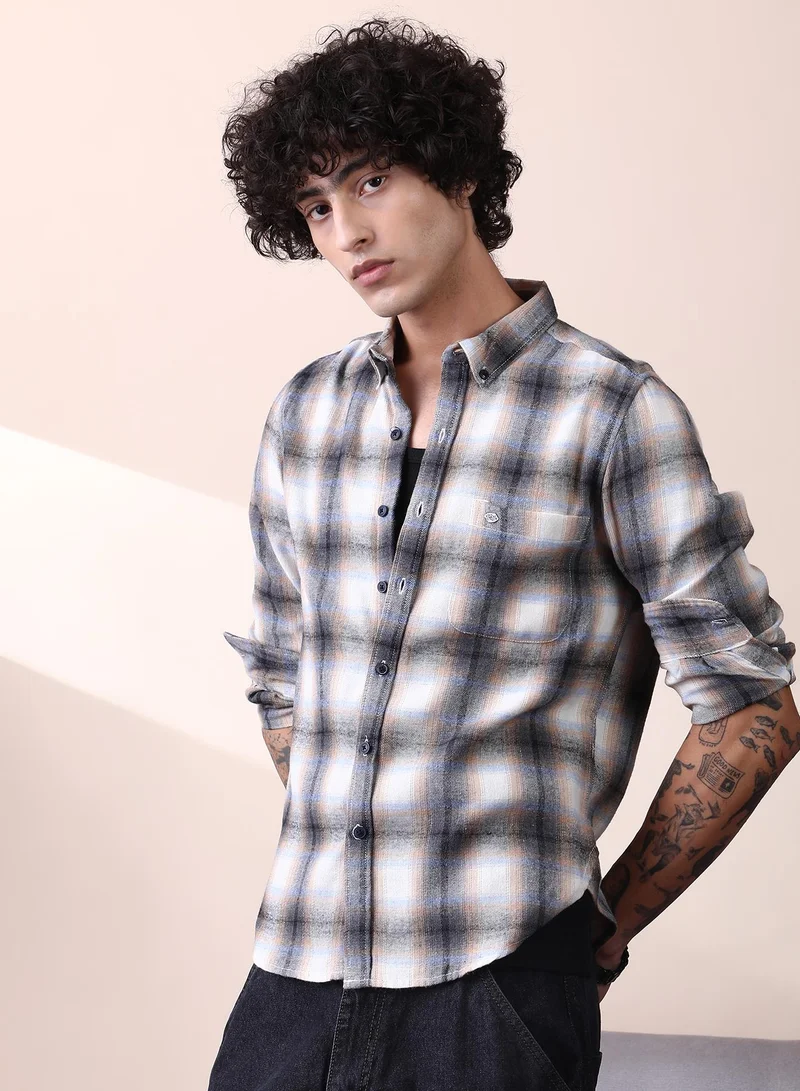 Campus Sutra Campus Sutra Men's Charcoal Black & Off-White Gradient-Graph Regular Shirt For Casual Wear | Spread Collar | Long Cuffed Sleeves | Button Closure | Shirt Crafted With Comfort Fit For Everyday Wear