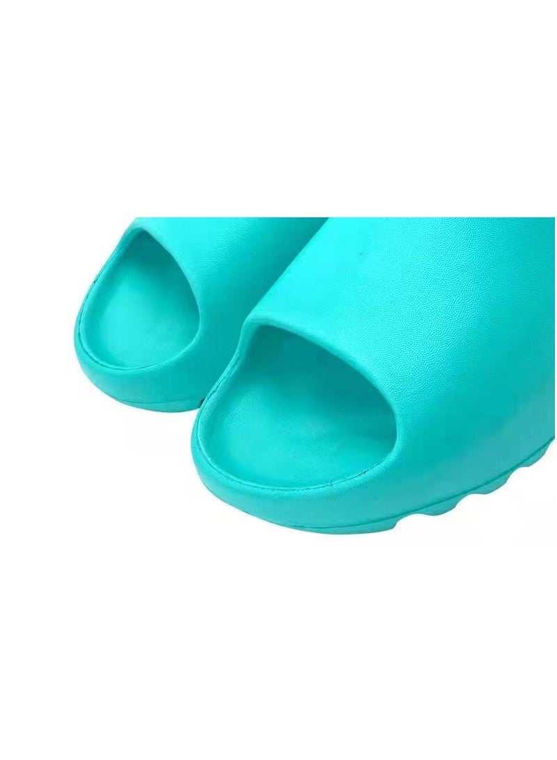 Style Women's Slide Slippers For Outdoor Indoor And Beach - Image 2