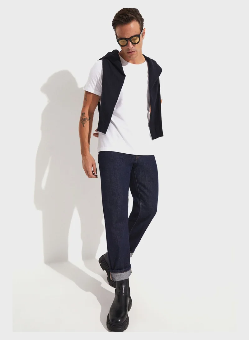 JUNE Essential Crew Neck  Regular Fit  T-Shirt