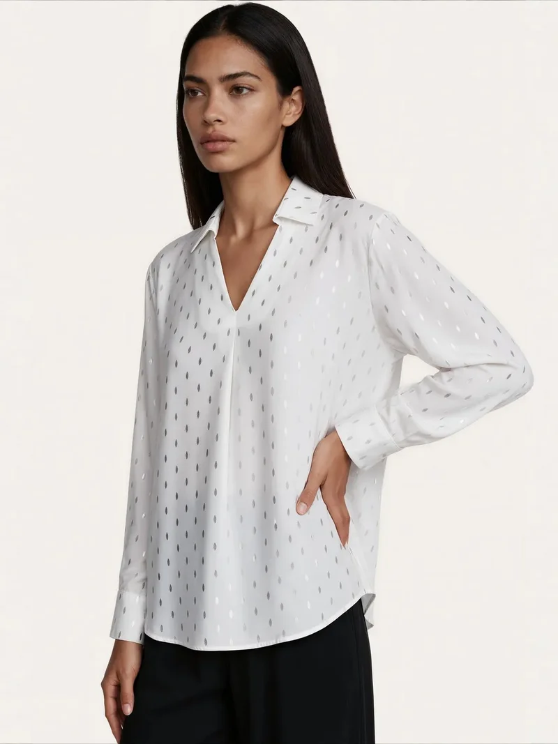 جينيفر Women's Shirt Collar Button T-Shirt