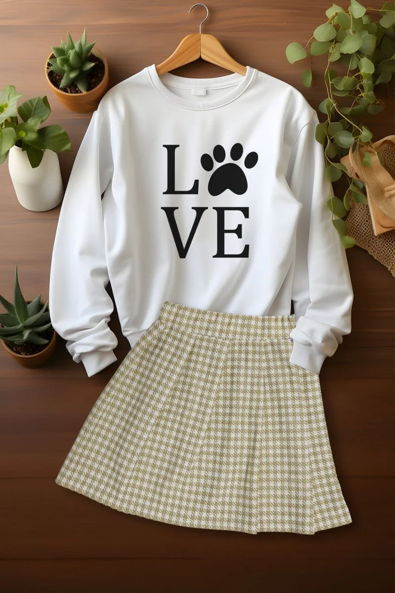 ادا بيبيك تشوكوك Style Plaid Skirt Love Pati Sweat Skirt Top and Bottom Set