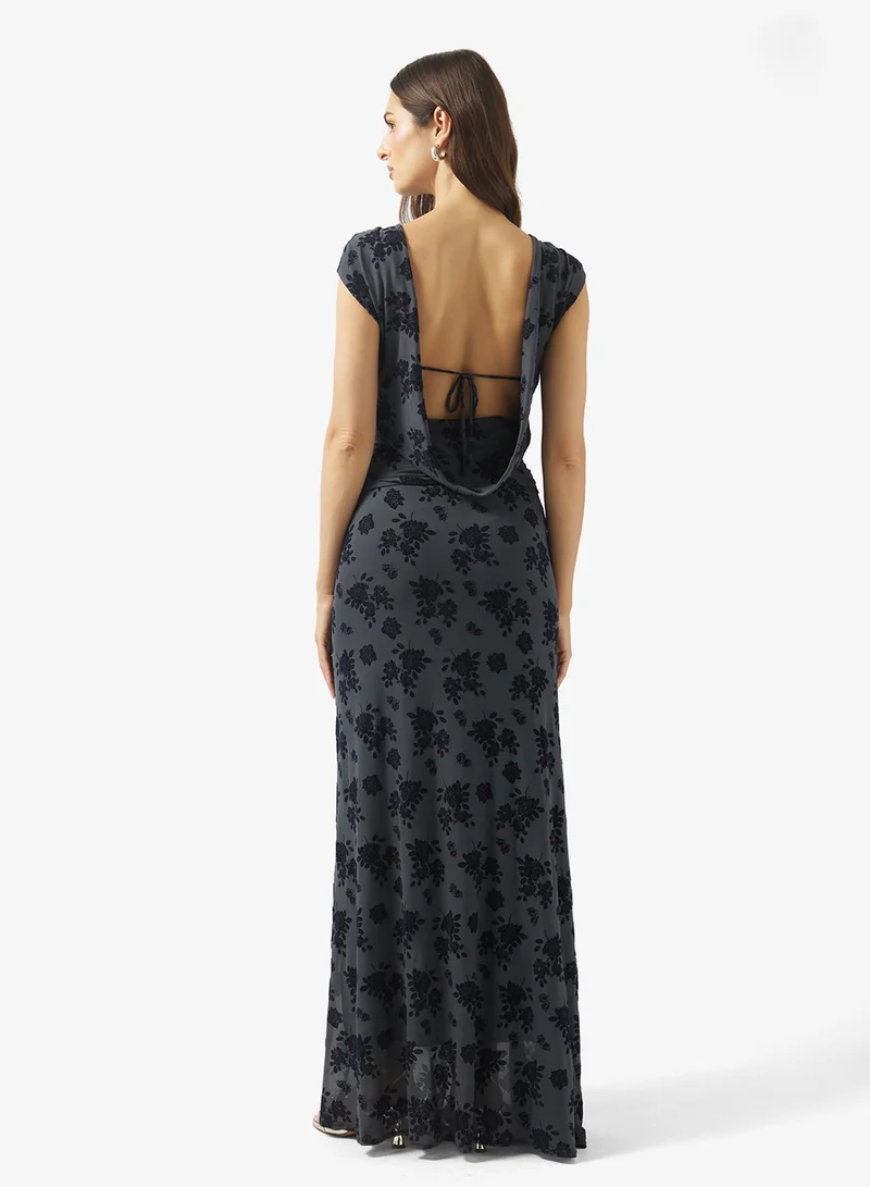 ايلا طقم بلوزة وتنورة مطبوعة