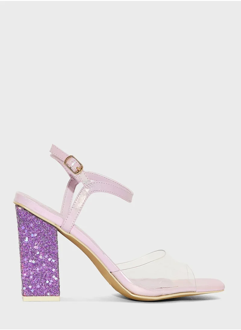 منبور Open Toe Strap Sandals