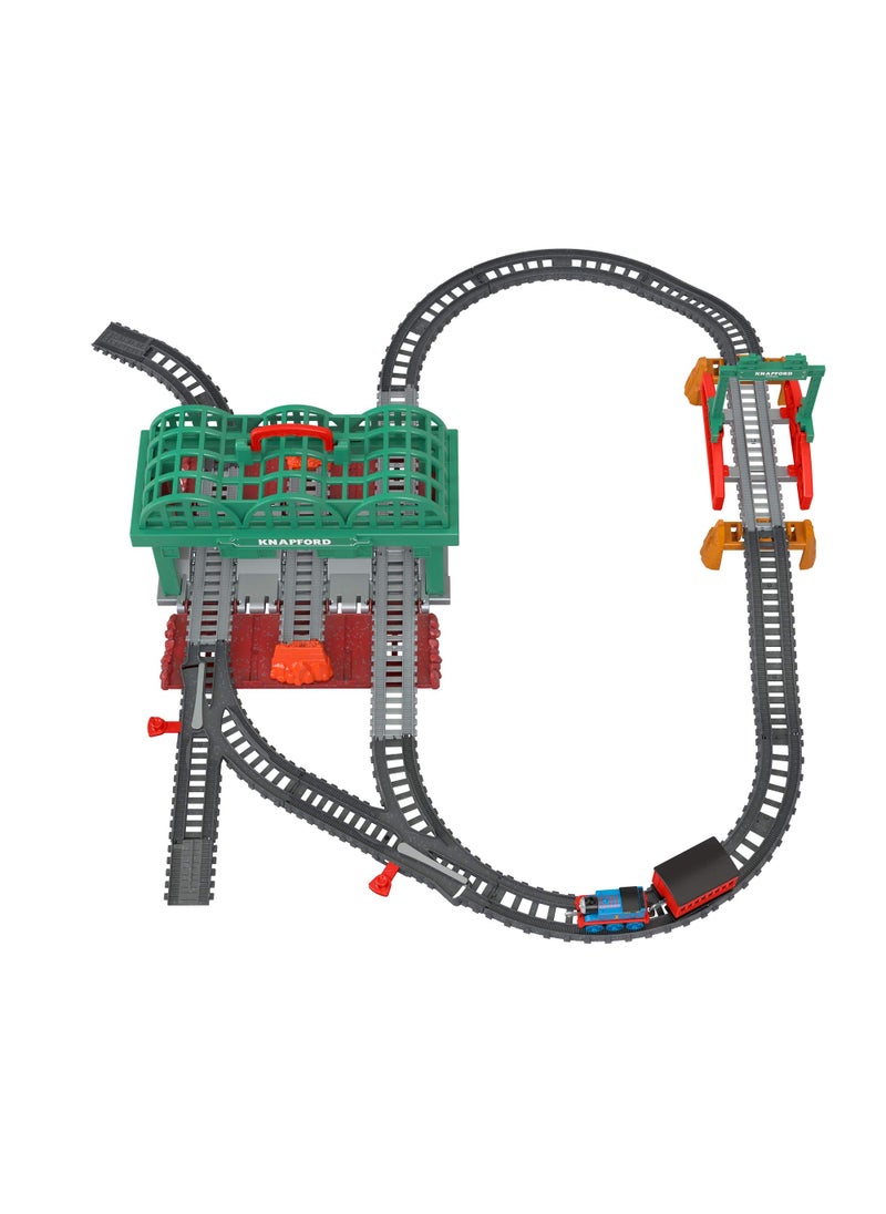 THOMAS & FRIENDS Thomas & Friends Knapford Station Train Set track with 2 in 1 playset and storage case for preschoolers 3 and older  - Image 4