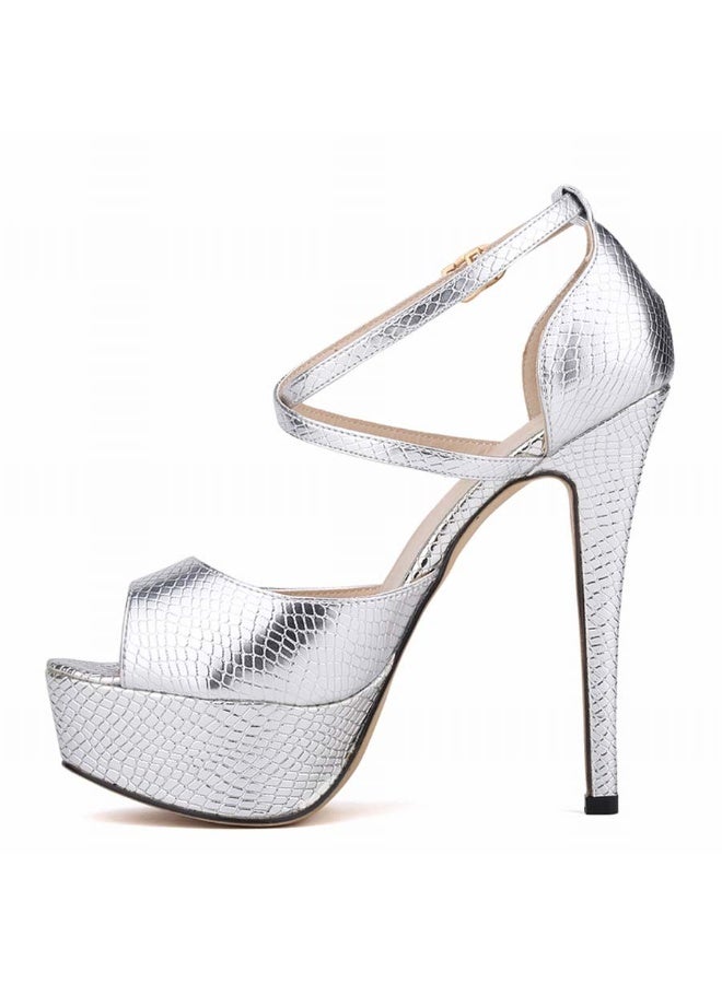 Loquat صنادل هول ذات كعب عالٍ ومنصة مزخرفة بتصميم تمساح 14 سم فضية - Image 2