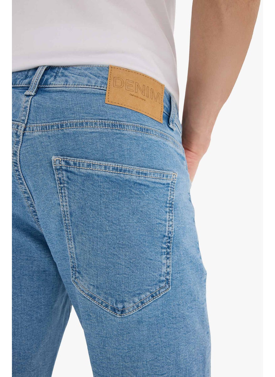 Man Regular Fit Jean Bermuda