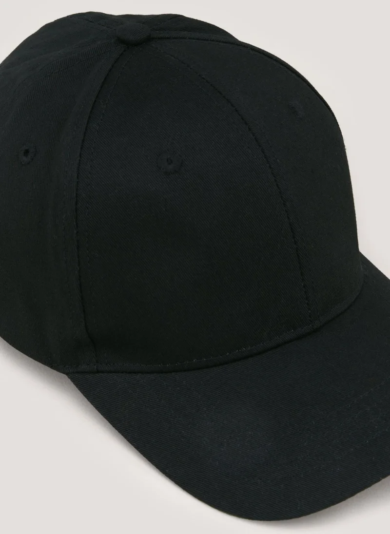 ماتلان Black Cap