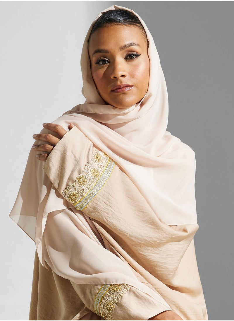 hayas closet Embroidered Batwing Sleeve Abaya  - Image 4
