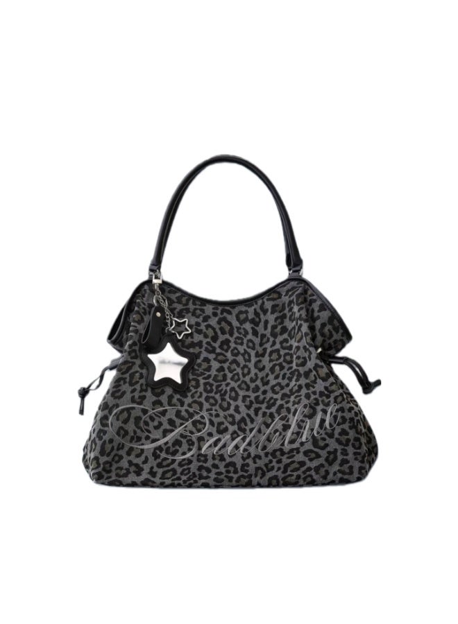 BubbleBum Women‘s Tote Bag - Grey Leopard Print Drawstring Shoulder Bag with Star Charm (Sophie Style) - Image 1