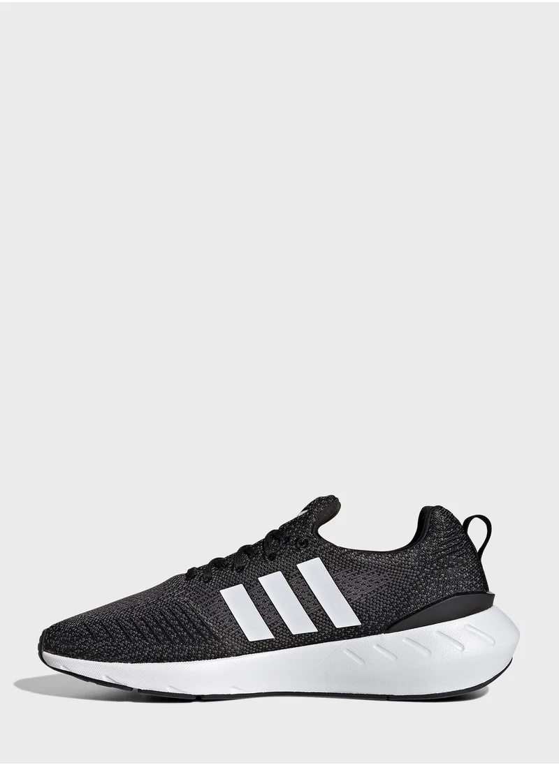 adidas Originals Swift Run 22