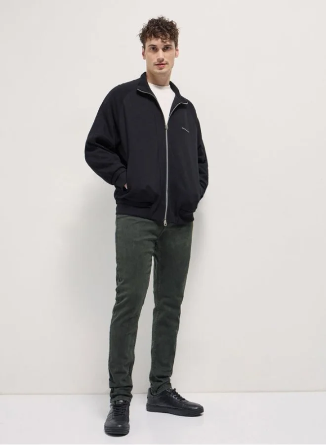THE BEAR HOUSE Men's Stylish Dark Green Jeans with Comfortable Stretch and Skinny Fit Classic Comfort With Modern Style, Perfect For Everyday Casual Looks And Effortless Streetwear Vibes