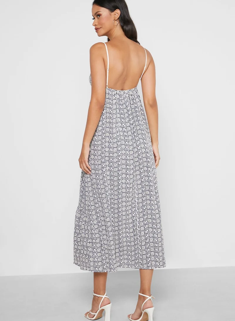 LOST INK Scallop Edge Embroidery Gingham Midi Dress