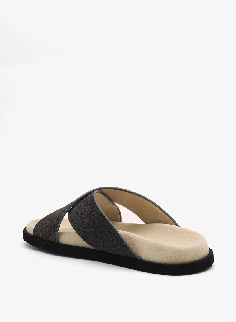 لوريان Benedetto - Cross leather sandals