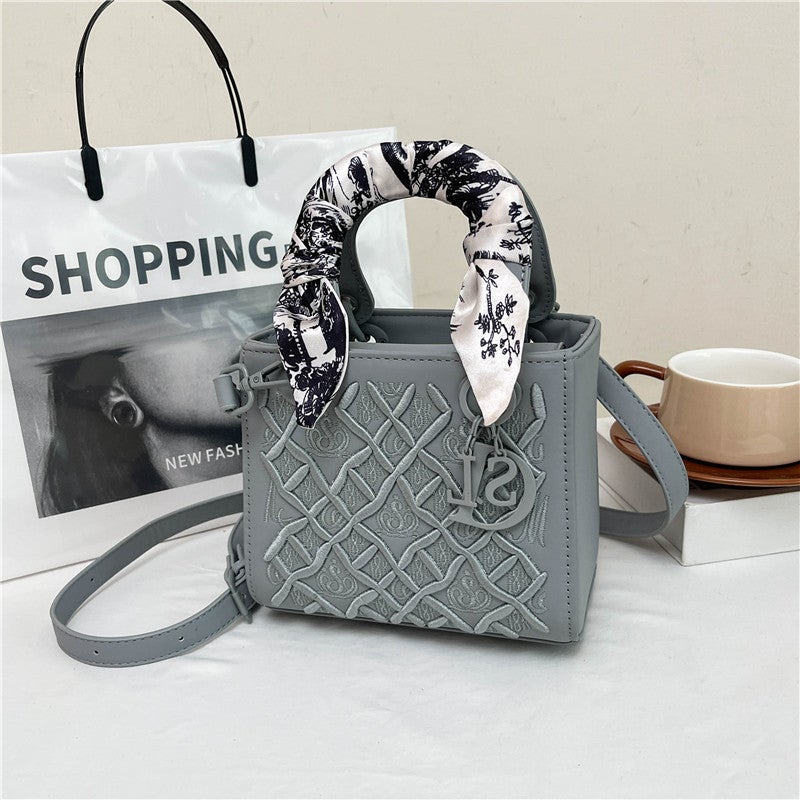 Beibei Shangpin Fashion Heavy Industry Embroidered Silk Scarf Daffy Bag Portable Single Shoulder Crossbody Trendy Women'S Bag - Image 1
