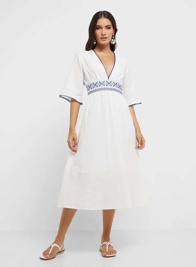 ايلا Embroidered Cotton Midi Dress