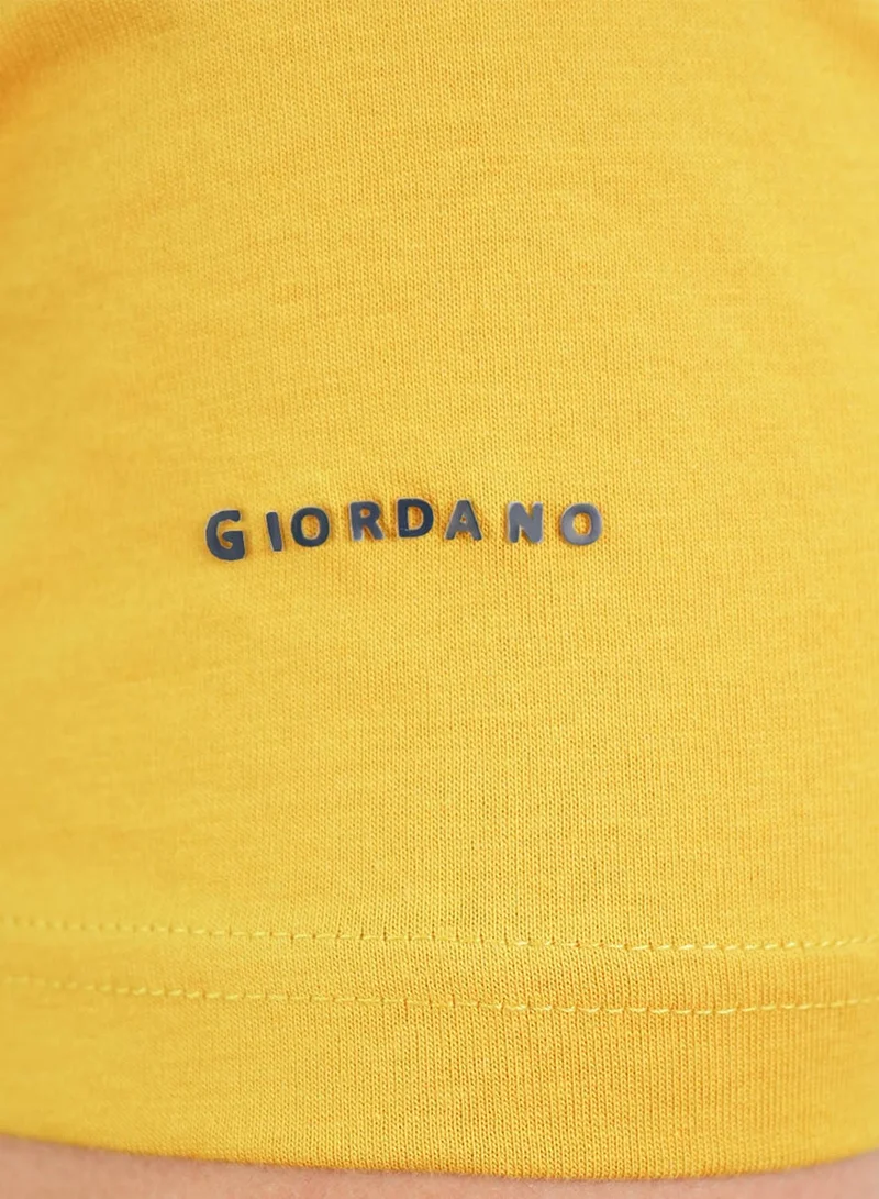 GIORDANO  Men's Giordano Cotton Crewneck Slim Fit Tee - Short Sleeve for Men | Best Price UAE