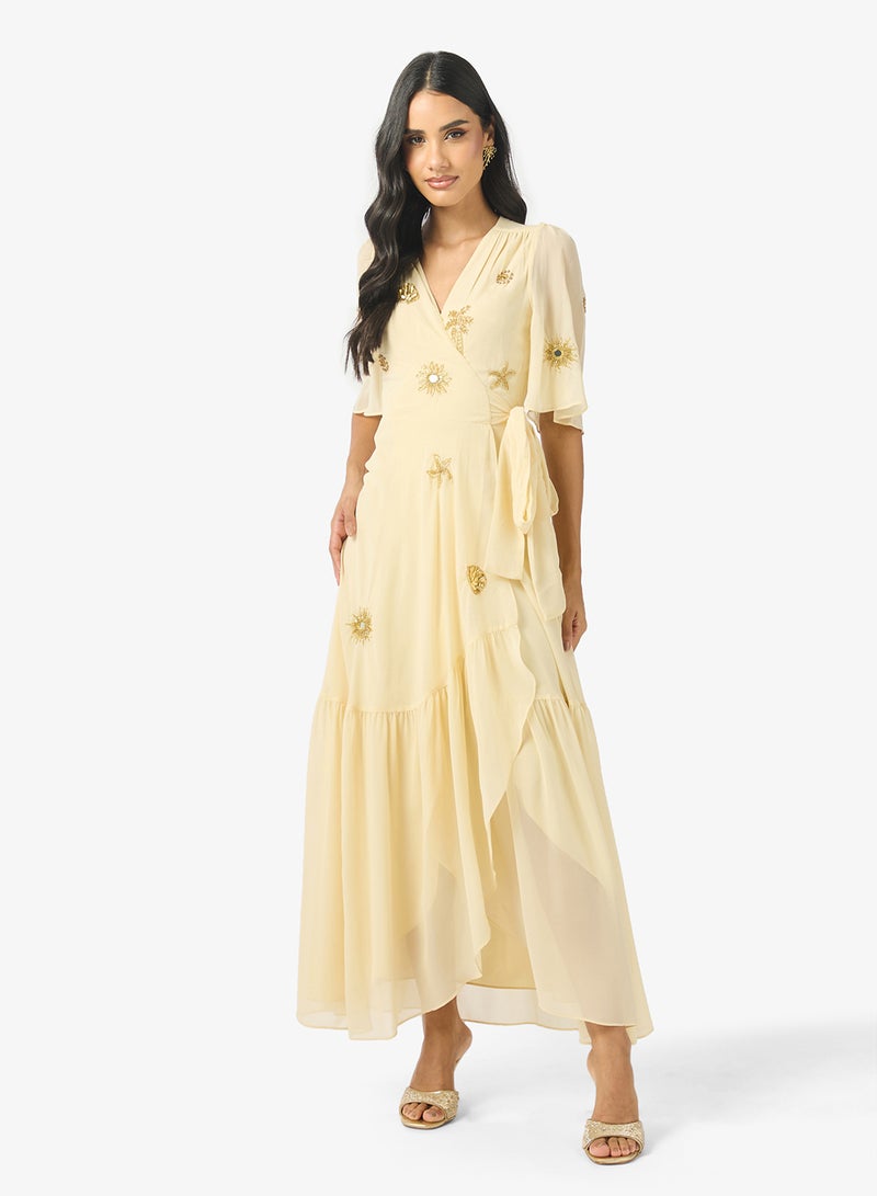 هوب اند ايفي فستان ماكسي بأكمام واسعة مزين - Image 4