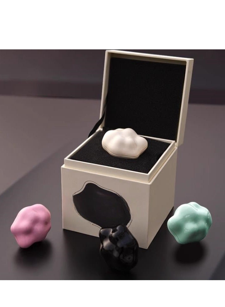 Premium Fragrance Gift Box for Car Air Outlet for Men and Women (+Two Replacement Chips)  - Image 5