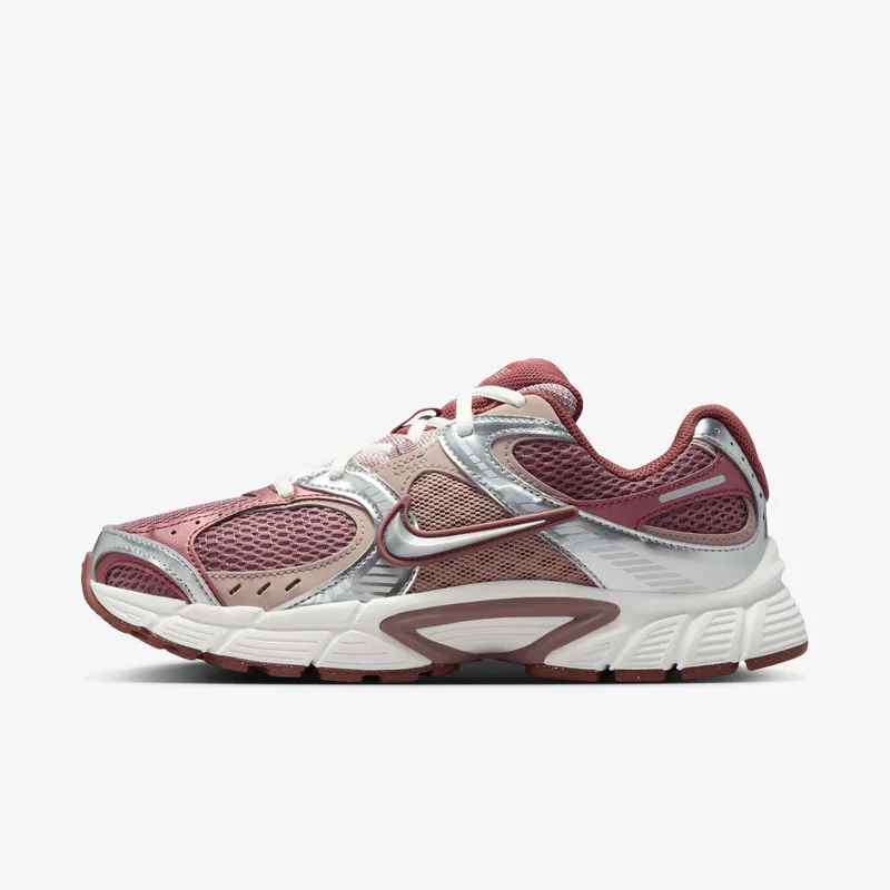 Nike Women's V5 RNR Shoes