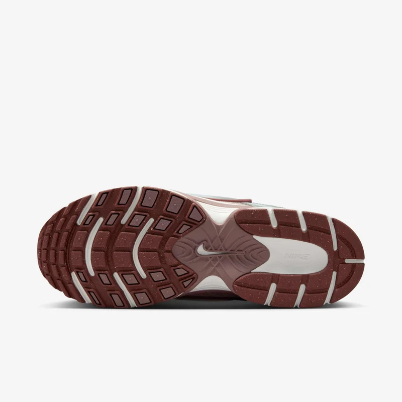Nike Women's V5 RNR Shoes