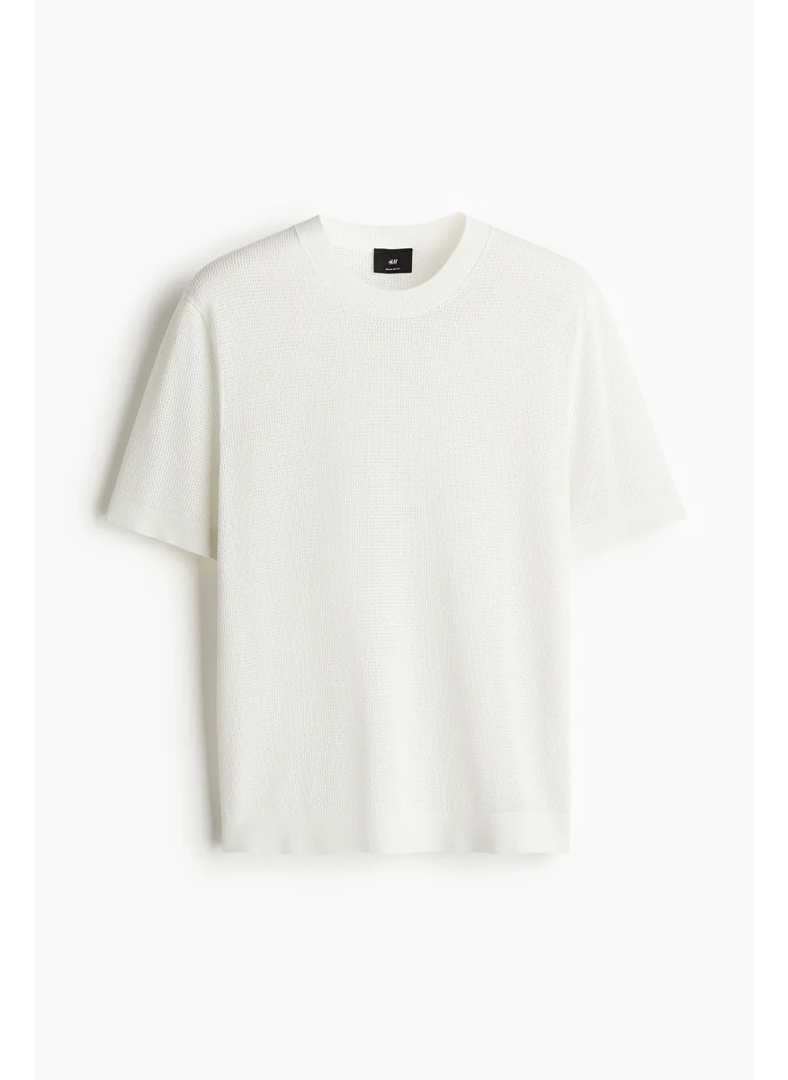 H&M Regular Fit Hole-Knit T-Shirt