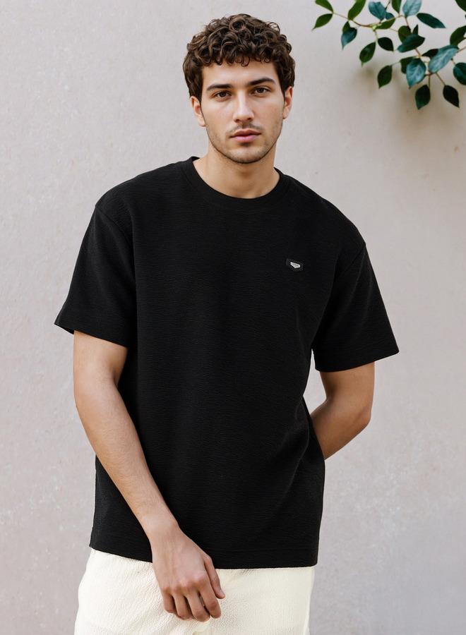 ايكونيك تيشيرت أوفرسيز أيقوني بنقوش بارزة - Image 3