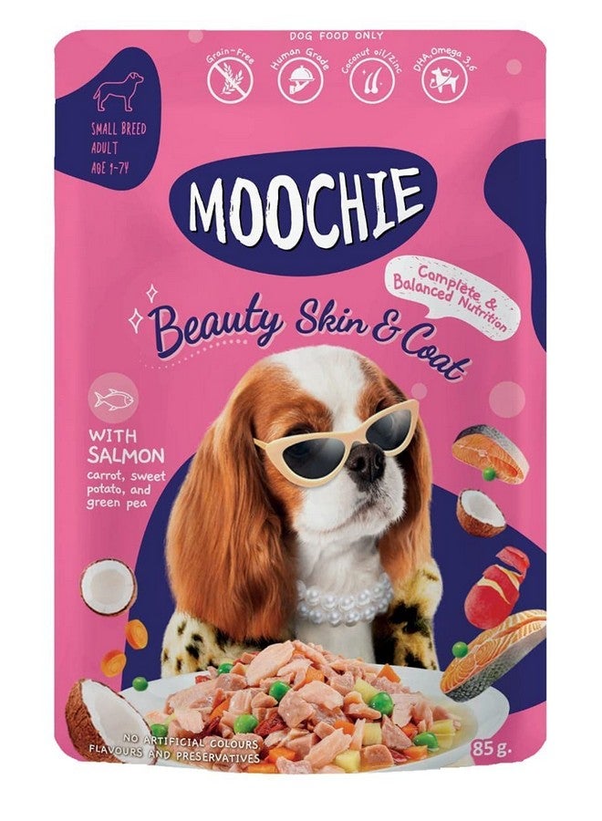 بتس إمباير طعام الكلاب الرطب من شركة PETS EMPIRE Moochie (85 جرامًا × 6)، وجبة جافي خالية من الحبوب، Beauty Skin & Coat مع السلمون والجزر والبطاطا الحلوة والبازلاء الخضراء، أطعمة مرق الكلاب عالية البروتين، وجبات غير نباتية للحيوانات الأليفة للكلاب والجراء - Image 1