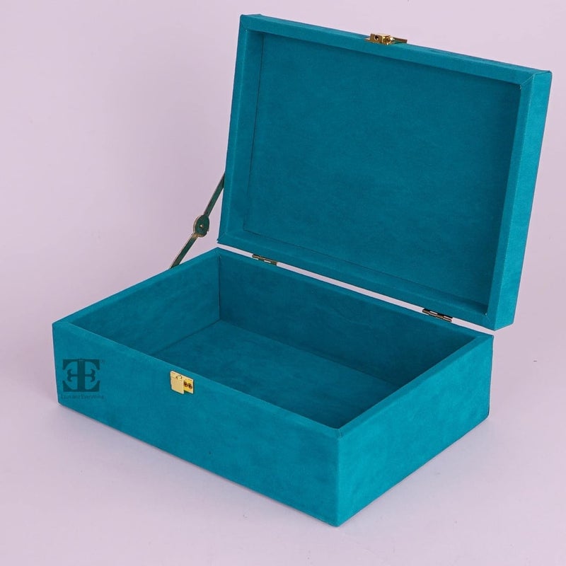 Each and Everything Each and Everything Luxury Classic Ornament Decorative Velvet Suede Trunk box for Gifting and Storage Rani pink  - Image 2