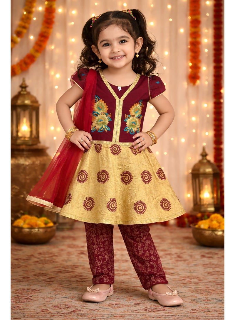 جوليتي إل إل سي طقم ملابس تراثية للبنات (4–5 سنوات) | فستان مع بنطال وشال – طقم من 3 قطع للمناسبات والاحتفالات - Image 1
