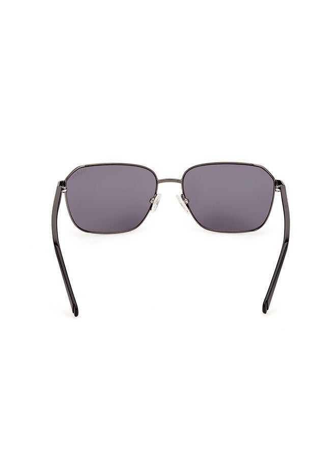 GUESS Men's UV Protection Rectangular Sunglasses - GU0011708A57 - Lens Size: 57 Mm  - Image 4
