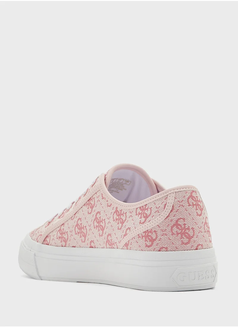 جس Jelexa Low Top Sneakers