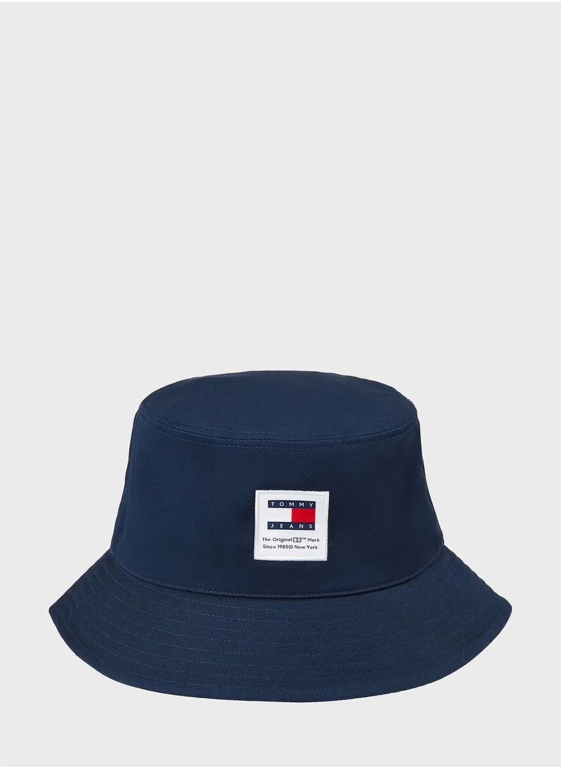 TOMMY JEANS Modern Patch Bucket Hat