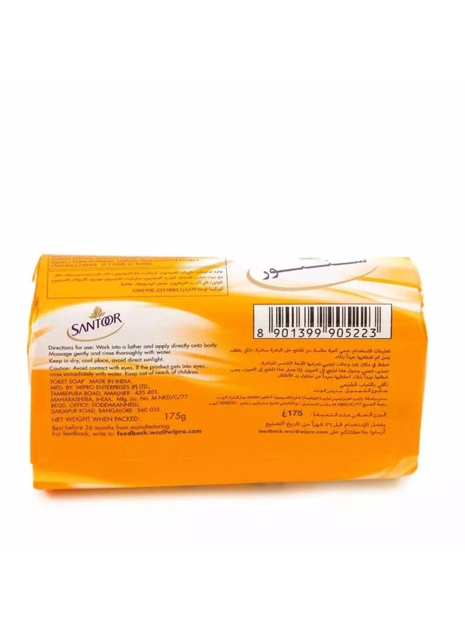 Santoor صابون سانتور للعناية الكاملة بالبشرة برائحة خشب الصندل والكركم، عبوة من 4 × 175 جرام - Image 3
