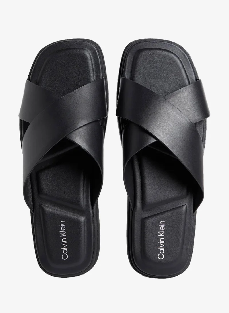 كالفن كلاين صندل من الجلد