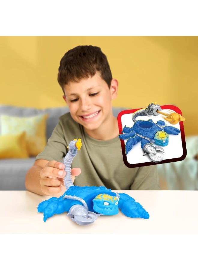 جوو جيت زو شخصية "باتل سكوربيون" (Battle Scorpion) من مجموعة "هيروز أوف غو جيت زو" (Heroes of Goo Jit Zu) - إصدار "ميتيور مادنس" (Meteor Madness): تتميز بقدرة على التمدد حتى 3 أضعاف حجمها، وهجمات بالمخالب واندفاع الماء (Hydro Blast)، وإمكانية ركوب شخصيات "غو جيت زو" الأخرى؛ لعبة حركية ممتعة للأطفال. - Image 2