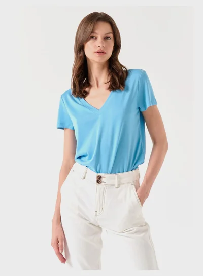 Jimmy Key V-Neck T-Shirt