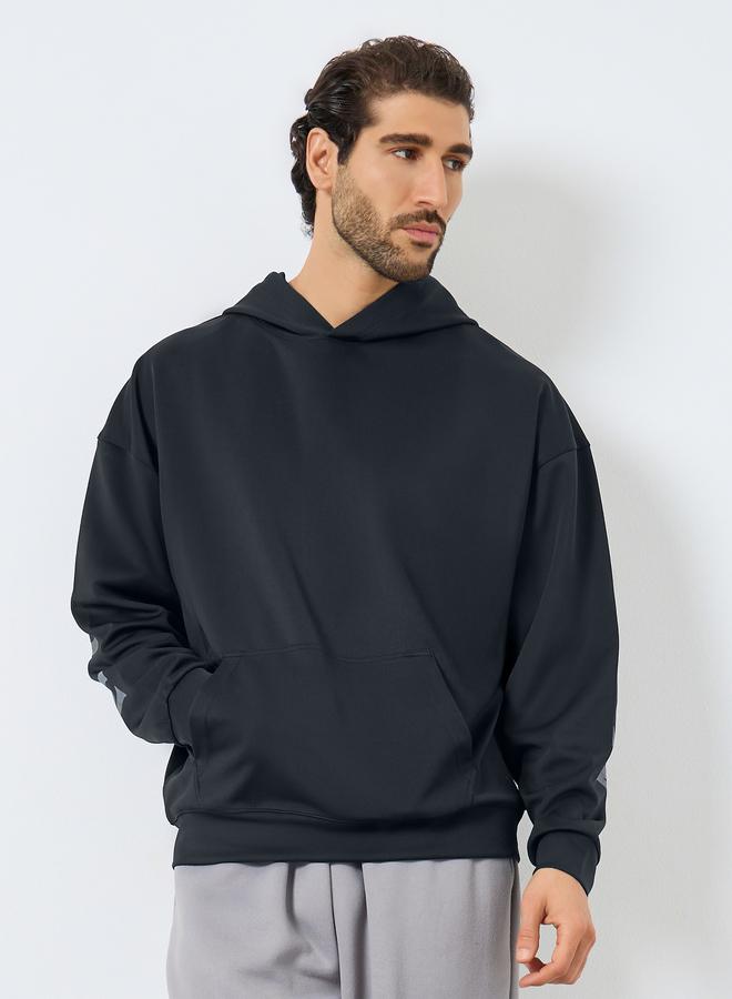 Styli Oversized Back City Text Print Scuba Hoodie - Image 3