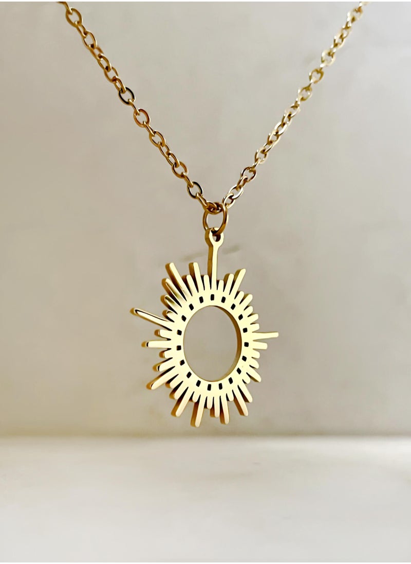 Clé de Lune Empty Sun Pendant Necklace- Gold  - Image 1