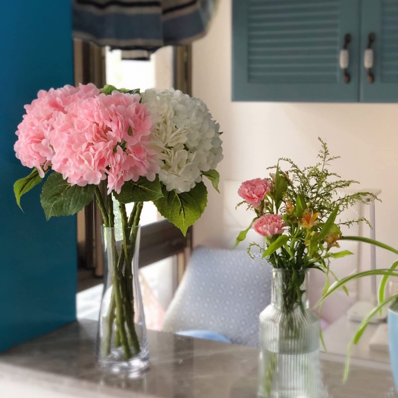 YalzoneMet RUZUQE 4 Pcs Hydrangea Artificial Flower 2 White + 2 Pink 21'' Long Stem Lifelike Real Touch YalzoneMet Hydrangea Latex for Home Kitchen Decoration Bridal Bouquet Wedding Outdoor Decor - Image 5