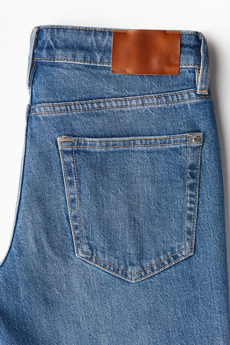 اتش اند ام جينز بخصر عادي وقصّة سلِم